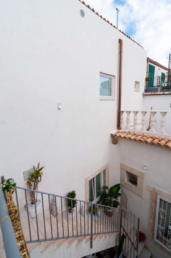 L'Alba Di Ortigia A Due Passi Dal Mare Διαμέρισμα Συρακούσες Εξωτερικό φωτογραφία